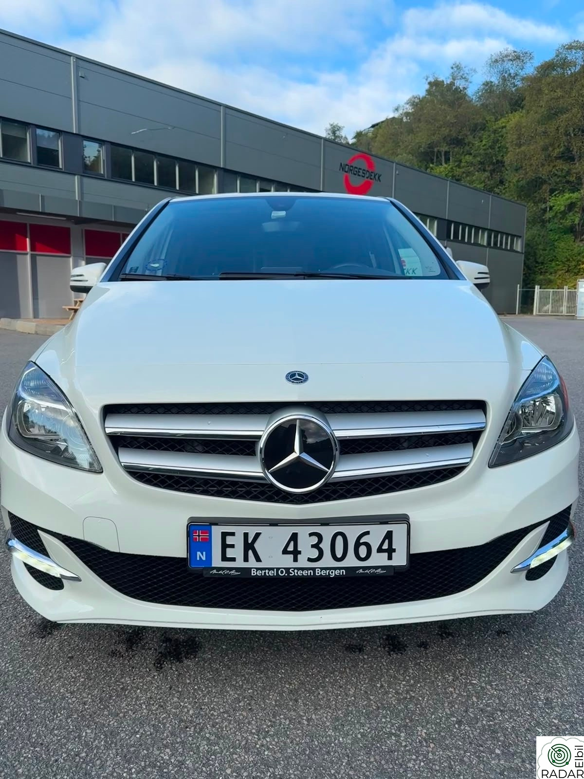 MERCEDES-BENZ B 250 e