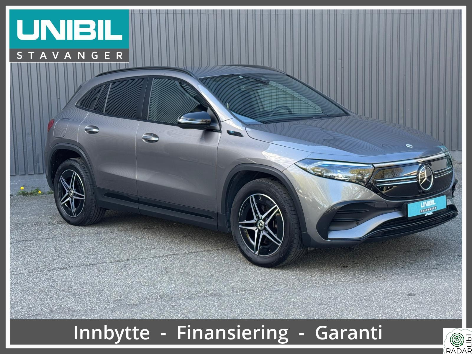 MERCEDES-BENZ EQA 250 AMG-line Krok/Night/Kamera/ACC 1 eier