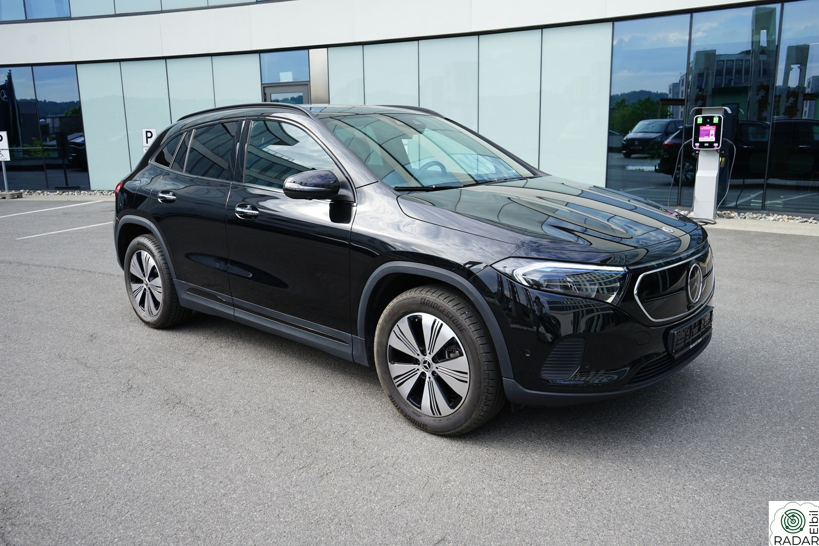 MERCEDES-BENZ EQA 250 Spesielt godt utstyrt !