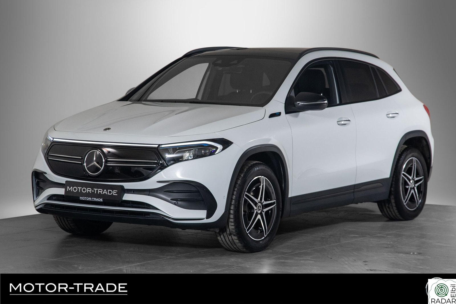 MERCEDES-BENZ EQA 300 4MATIC x2 AMG | PANORAMA | ACC | MEMORY | S+V