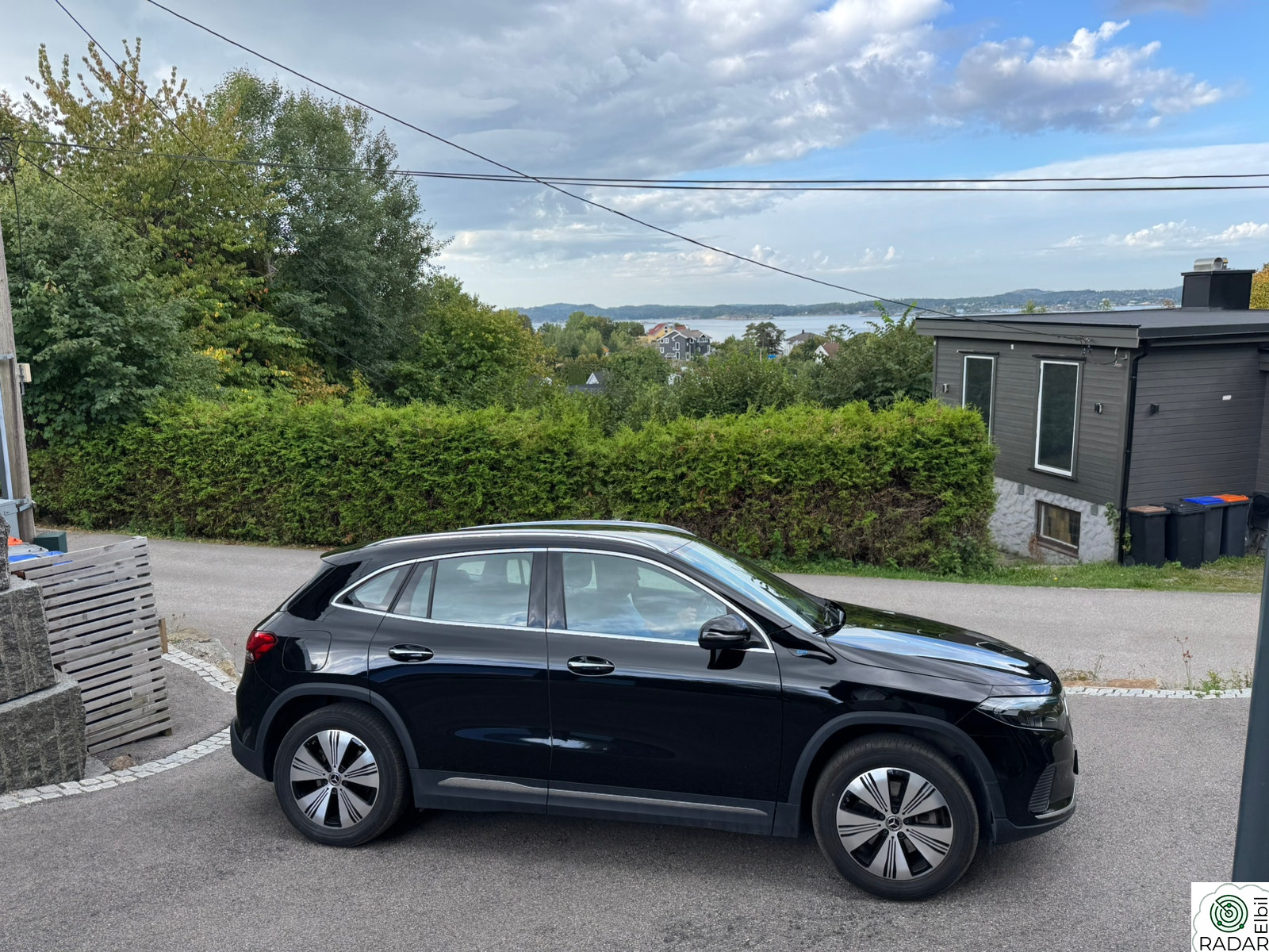 MERCEDES-BENZ EQA 300 4MATIC EQA 300 4MATIC