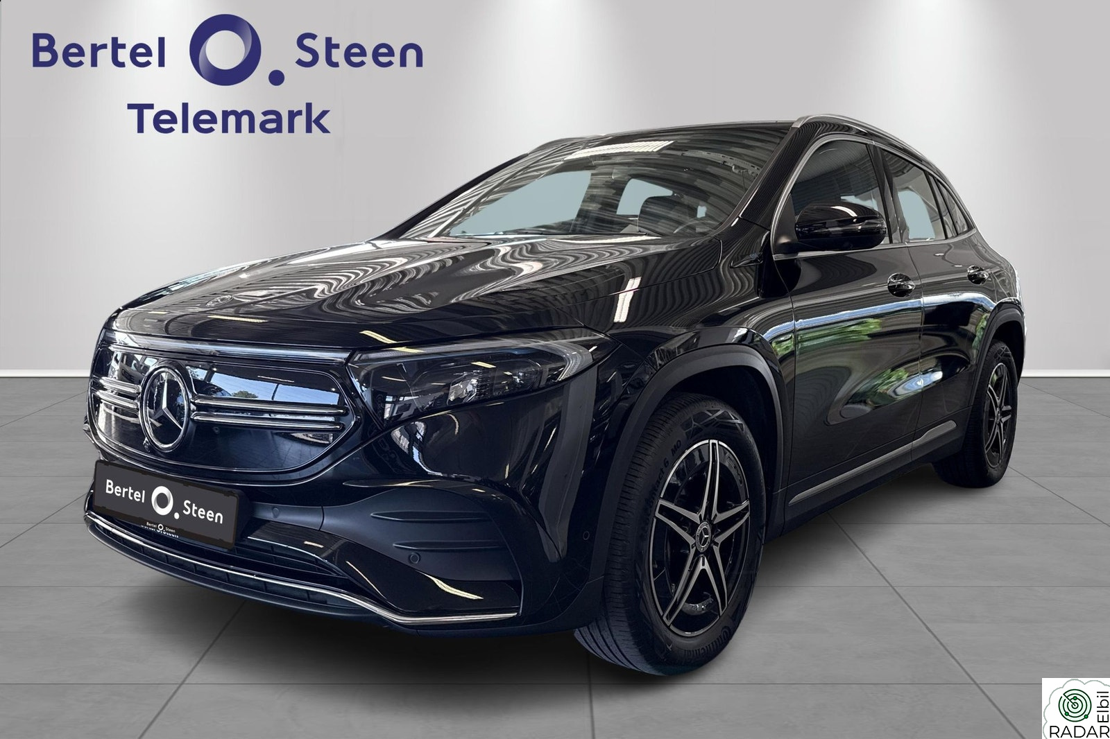 MERCEDES-BENZ EQA 300 4MATIC 4Matic|AMG|Hengerfeste|Distronic|Carplay|El-seter