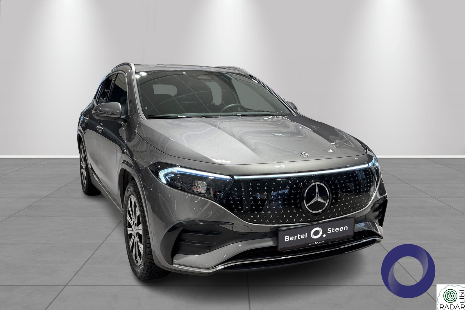 MERCEDES-BENZ EQA 300 4MATIC AMG / HEAD UP / MEMORY / SVÆRT GODT UTSTYRT! /