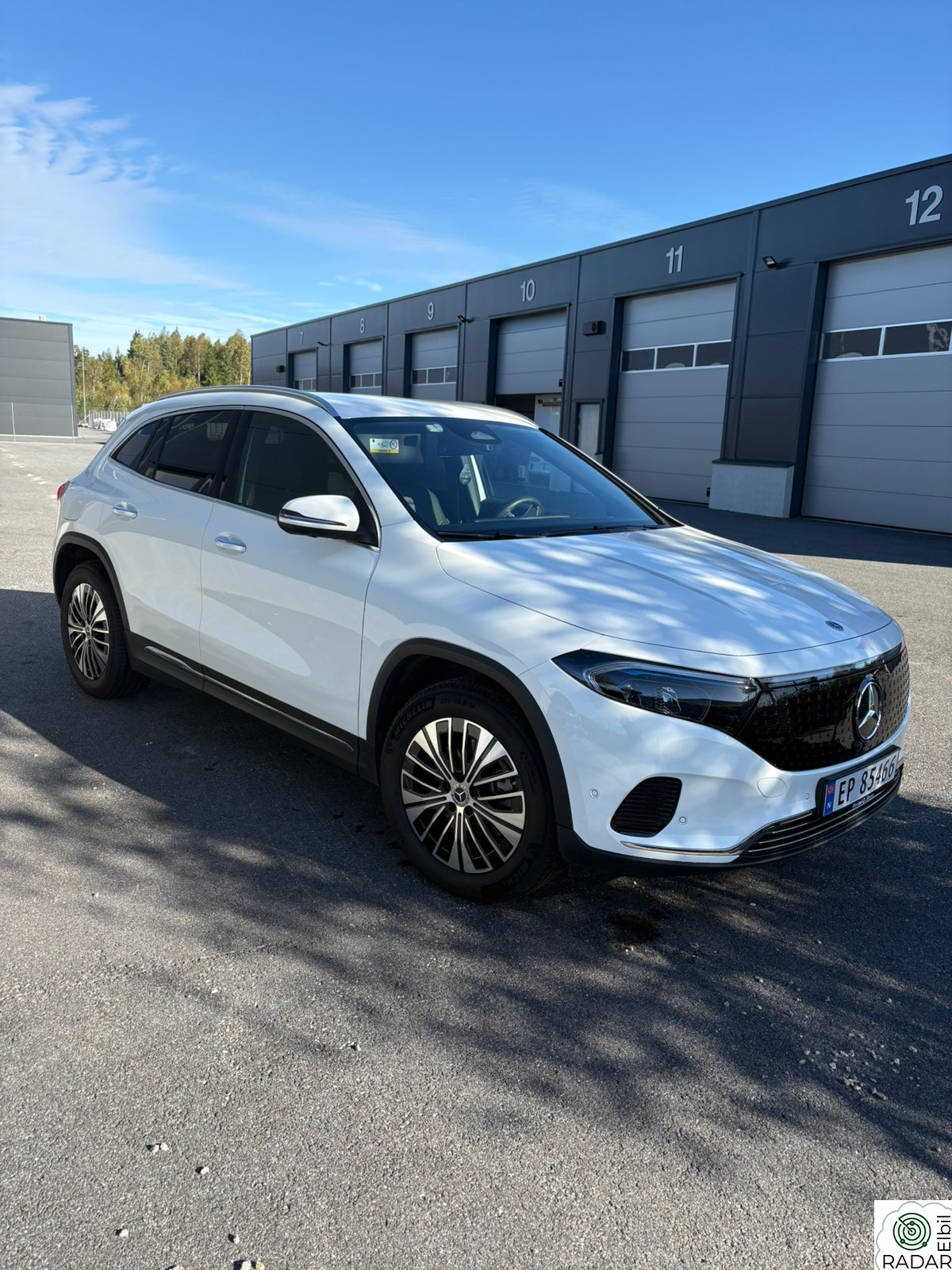 MERCEDES-BENZ EQA 300 4MATIC 300 4MATIC Special Edition Plus (K)