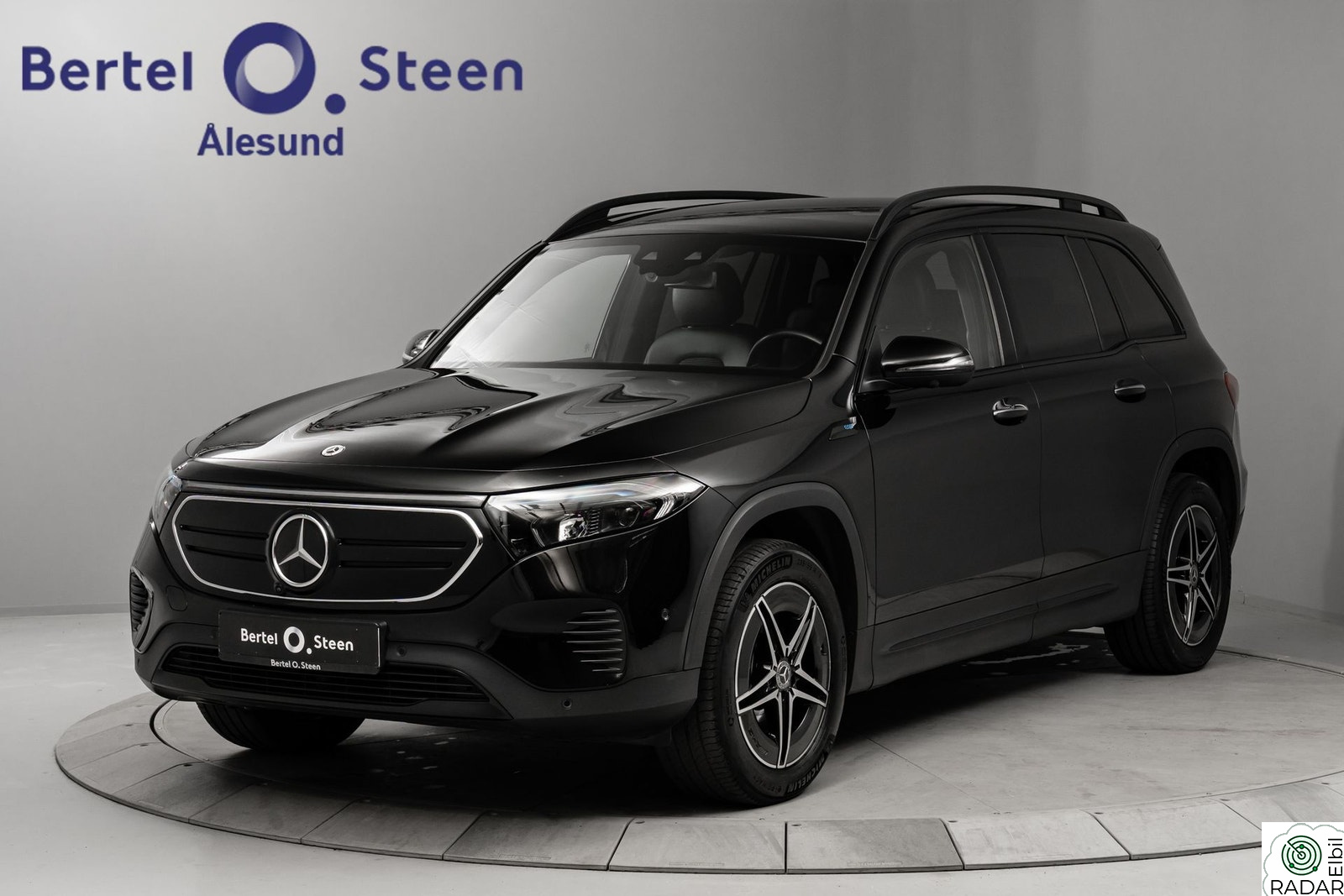 MERCEDES-BENZ EQB 300 4MATIC 4MATIC | Progressive | 360° | Nattpakke