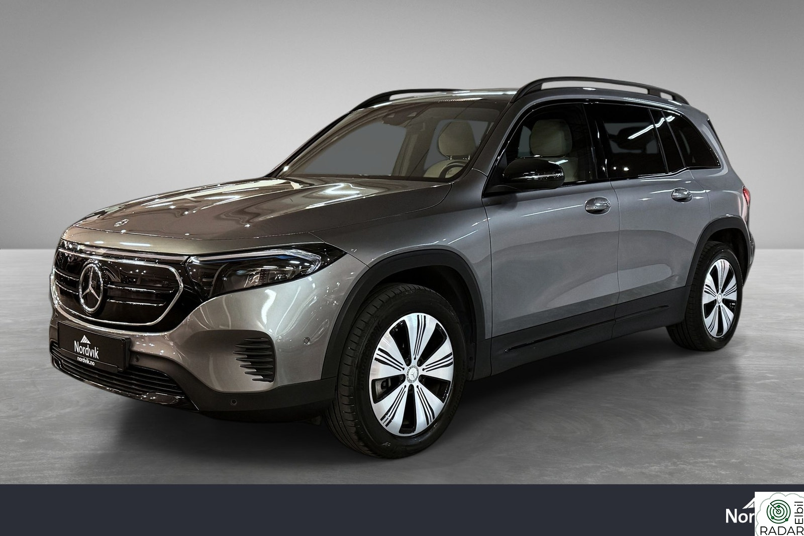 MERCEDES-BENZ EQB 350 4MATIC 292 hk/4x4/7 seter/Mye utstyr/Registrert i 2024