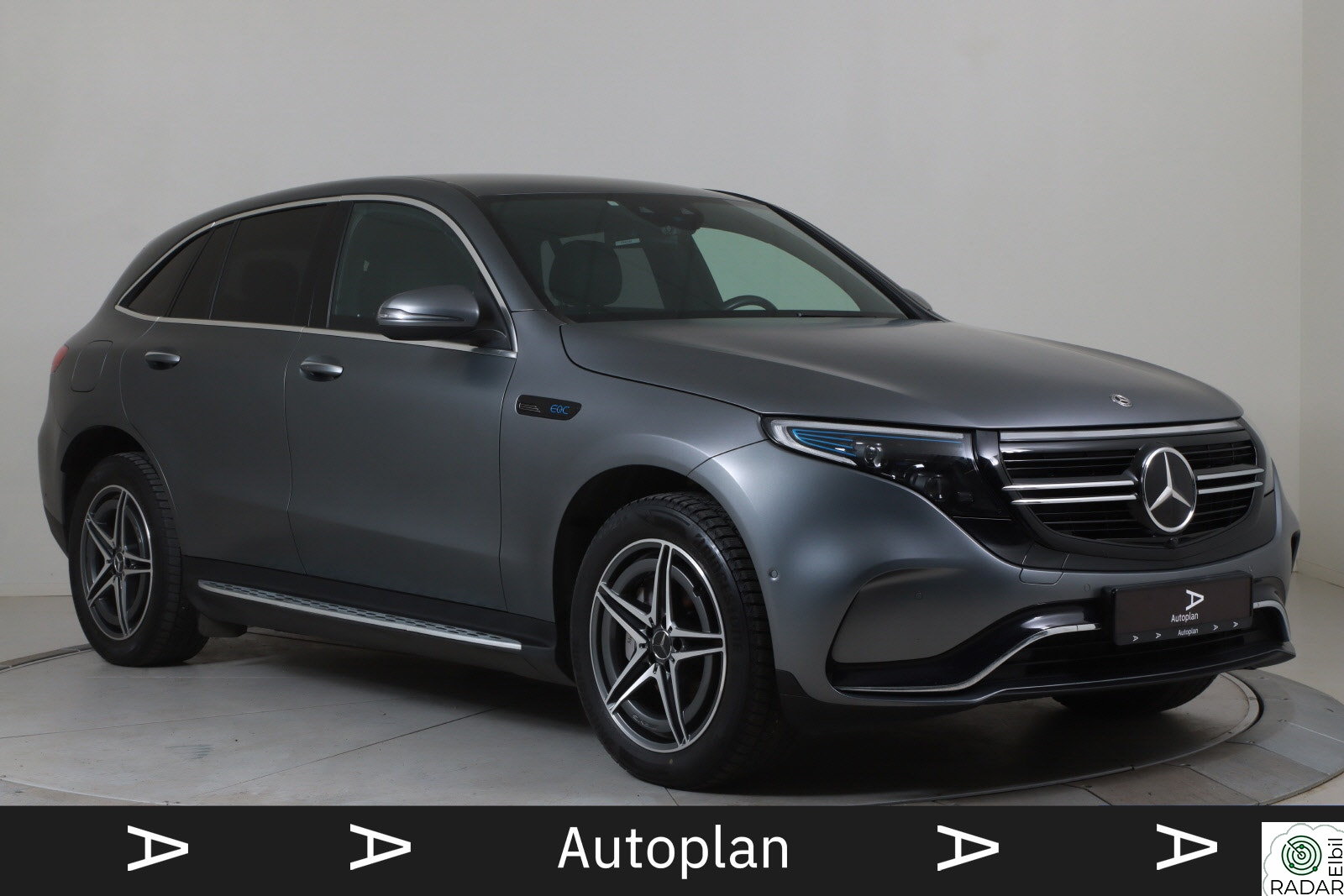 MERCEDES-BENZ EQC 400 4MATIC 400 4MATIC AMG ACC Hengerfeste Memory AppleCarplay DAB