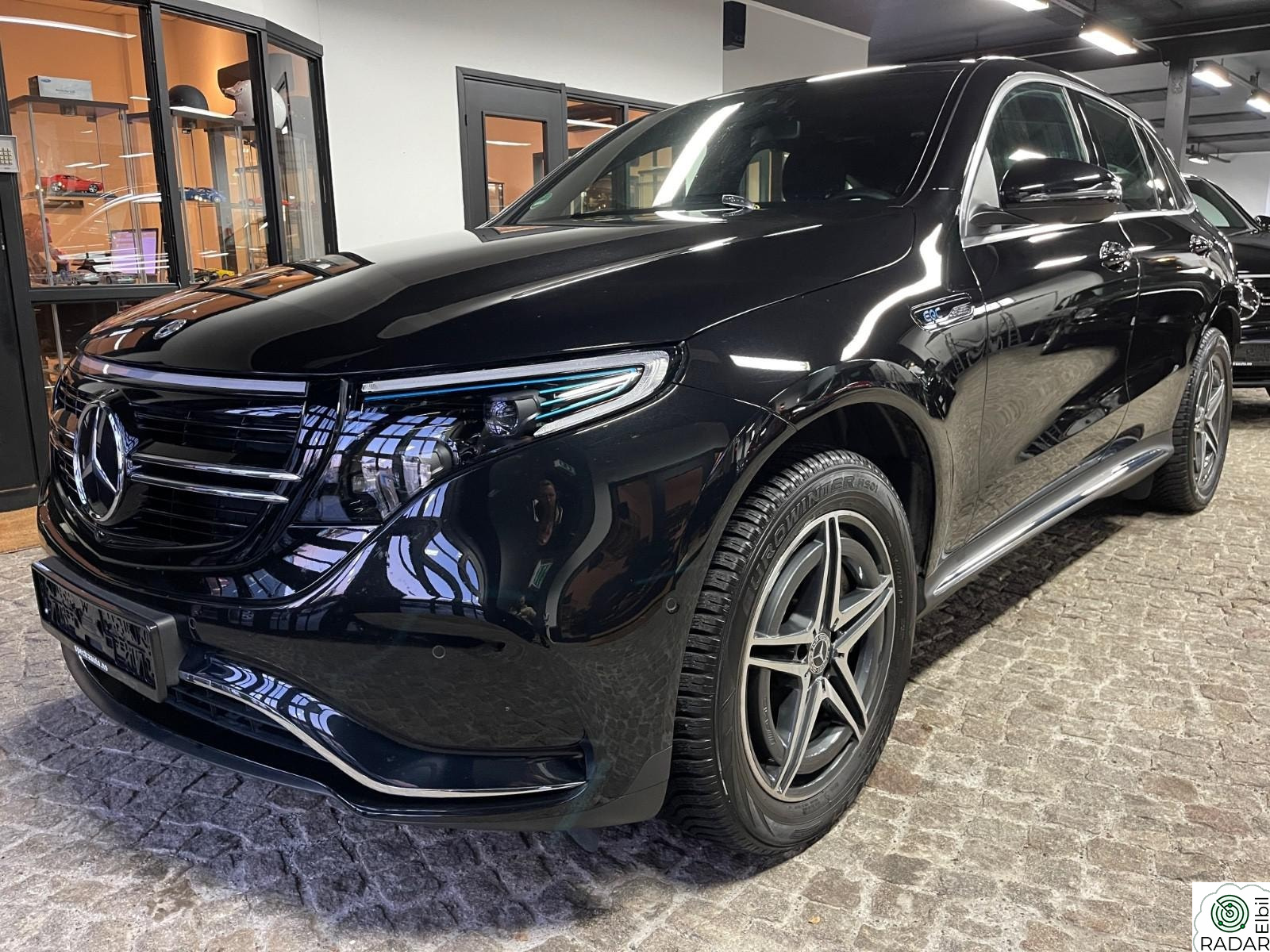 MERCEDES-BENZ EQC 400 4MATIC 400 AMG, ACC, 360cam, Carplay, Lydpakke, Hengerfeste