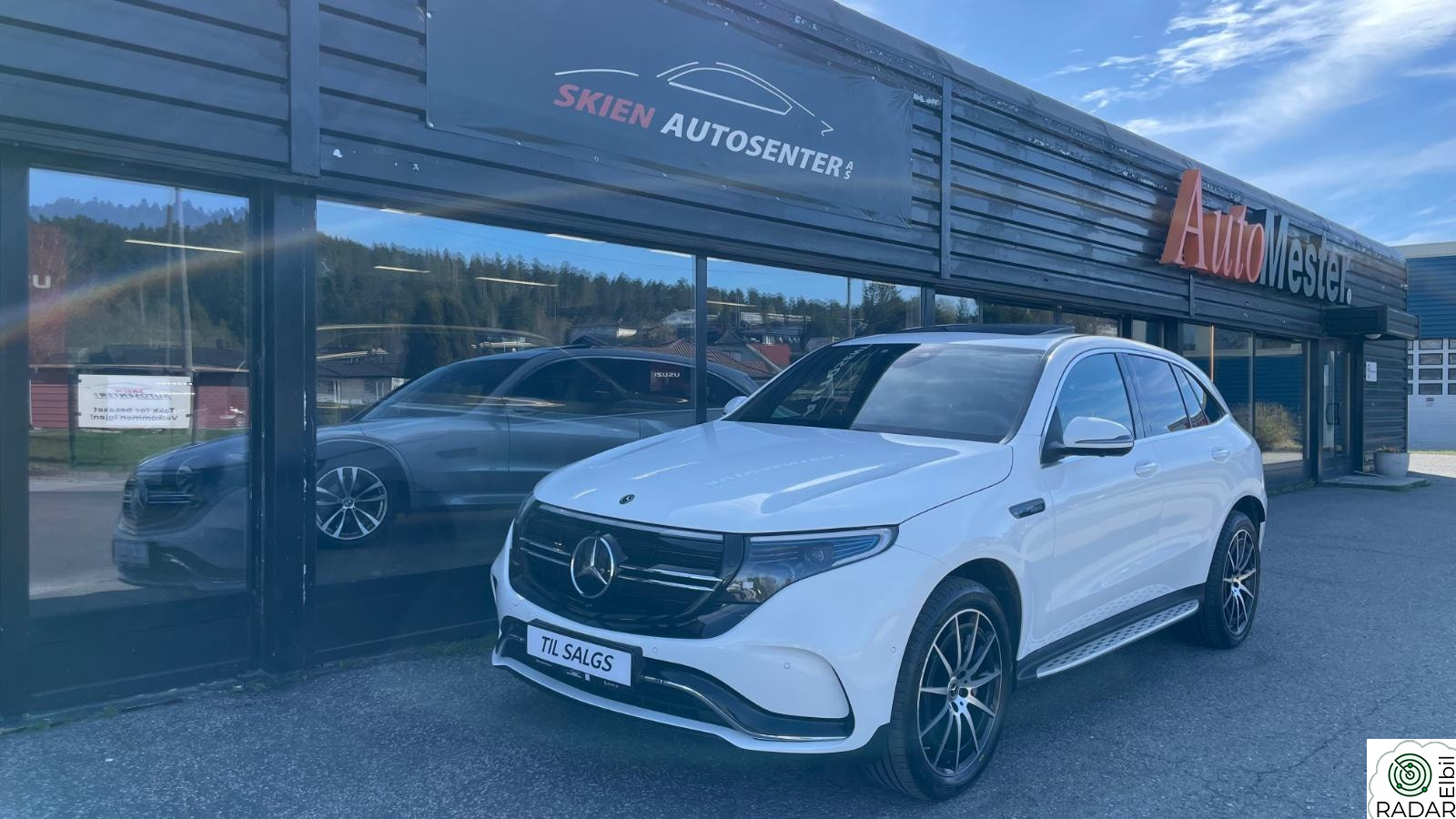 MERCEDES-BENZ EQC 400 4MATIC 400 4MATIC AMG,Krok,360Kam,ACC,Soltak,Burmester,Navi+++