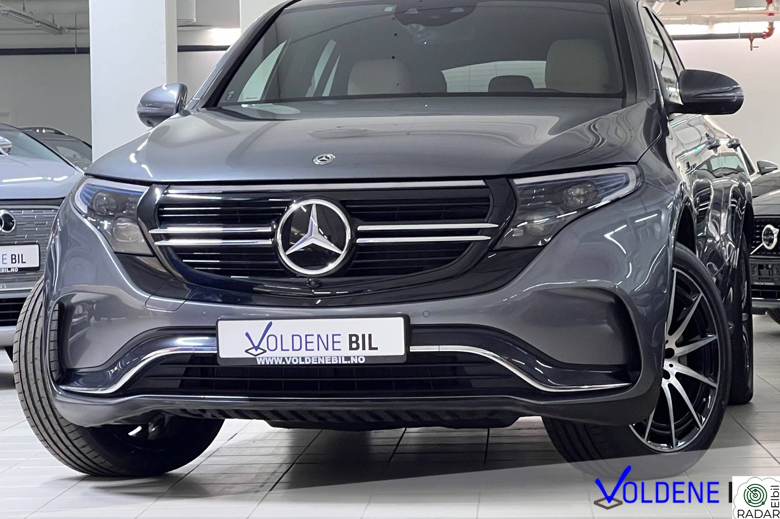 MERCEDES-BENZ EQC 400 4MATIC AMG 4M//SOLTAK-H.FESTE-BURMESTER-360-SKINN-MATRIX-ACC