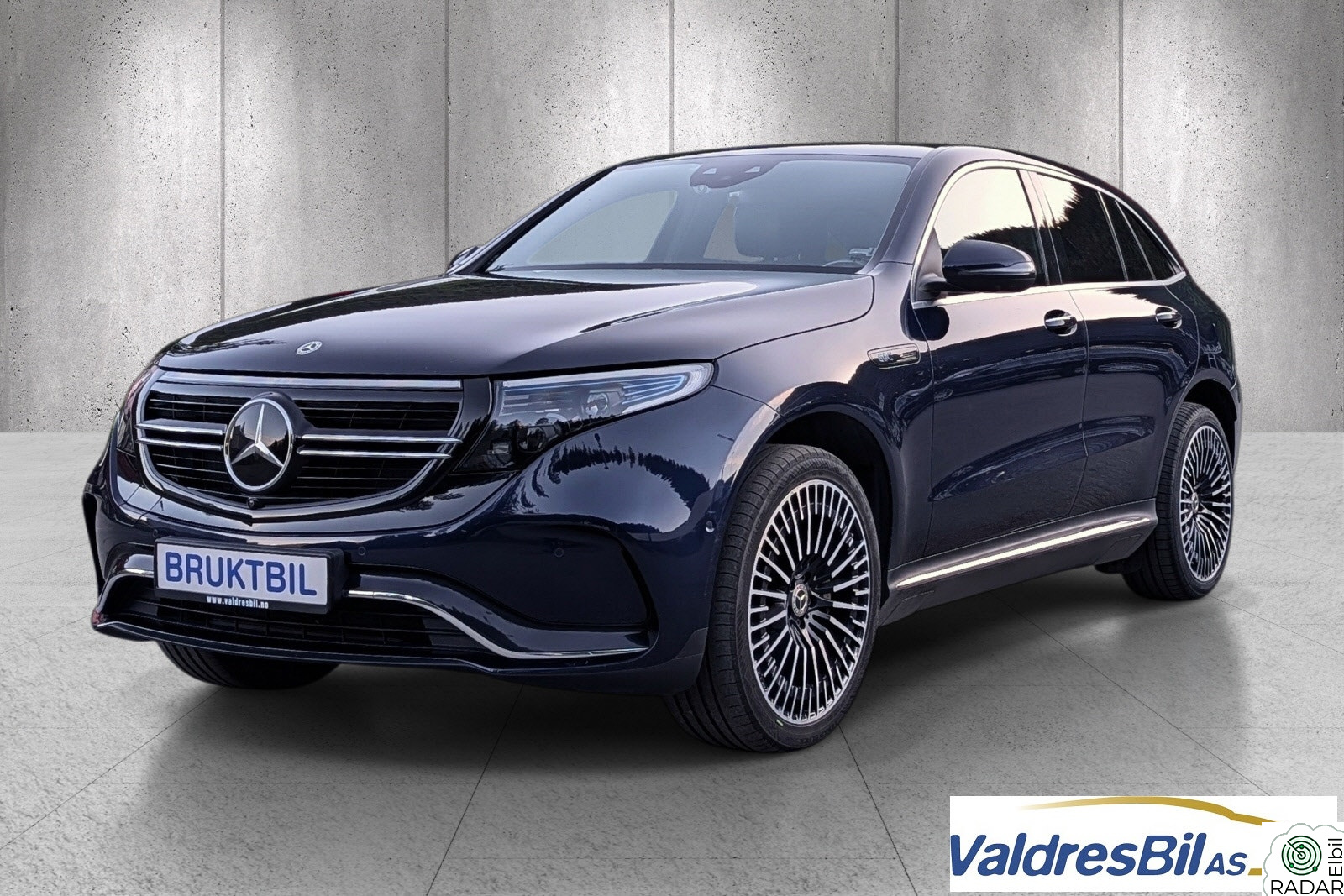 MERCEDES-BENZ EQC 400 4MATIC 4MATIC AMG Edition | Krok | Burmeister | Head up ++