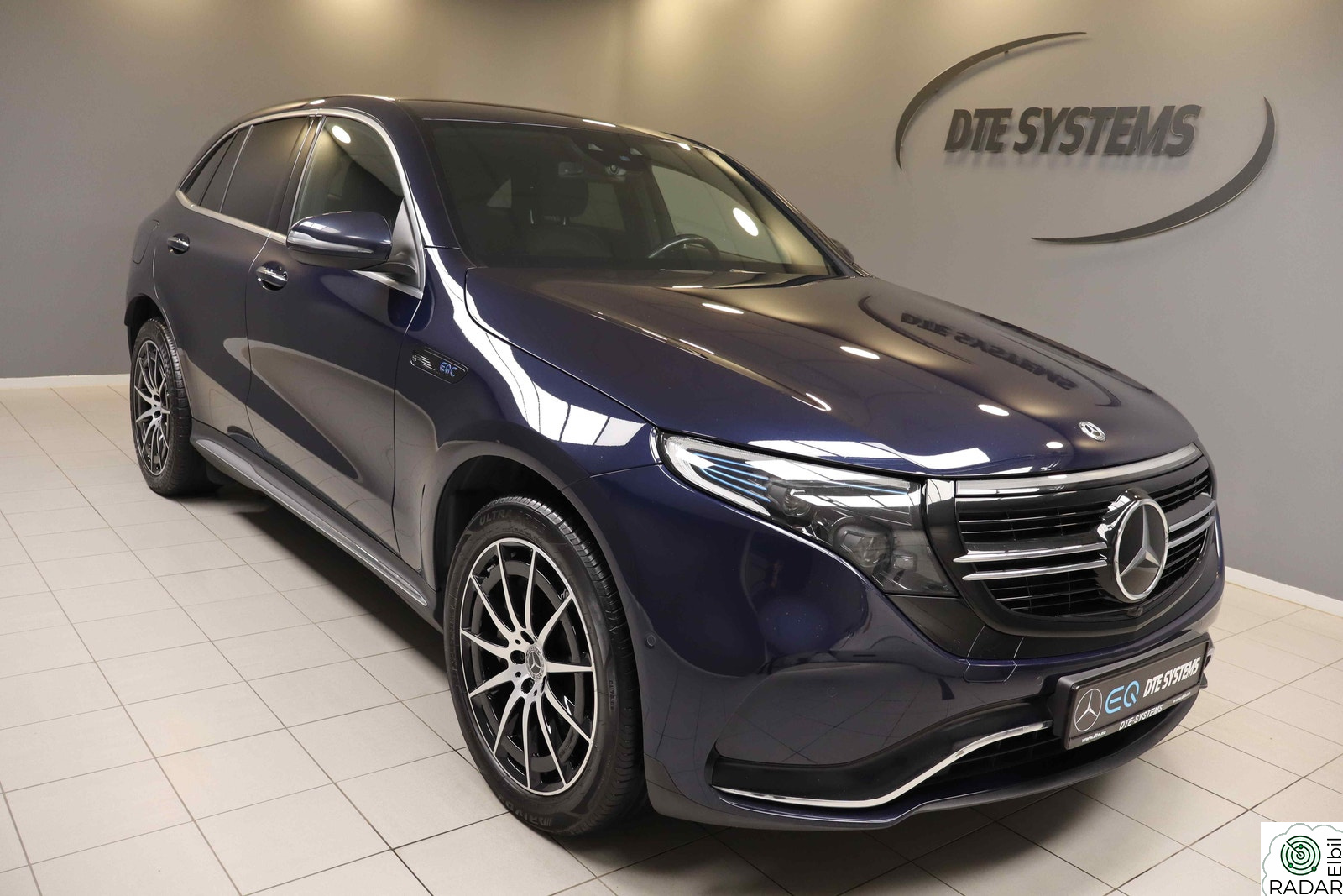 MERCEDES-BENZ EQC 400 4MATIC 400 4MATIC AMG Keyless H.feste Distronic Ryggekamera ++