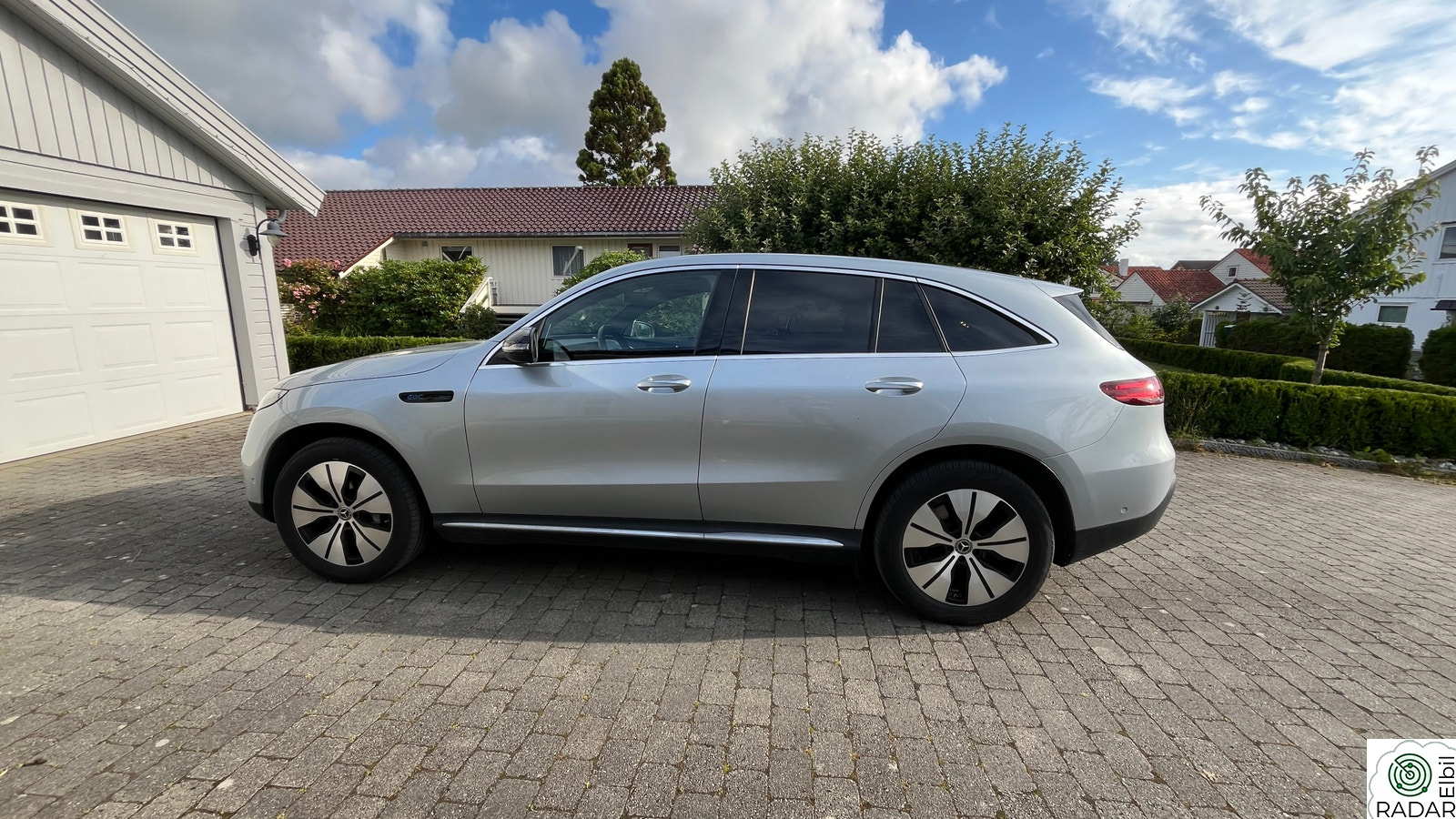 MERCEDES-BENZ EQC 400 4MATIC 400 4MATIC Premium