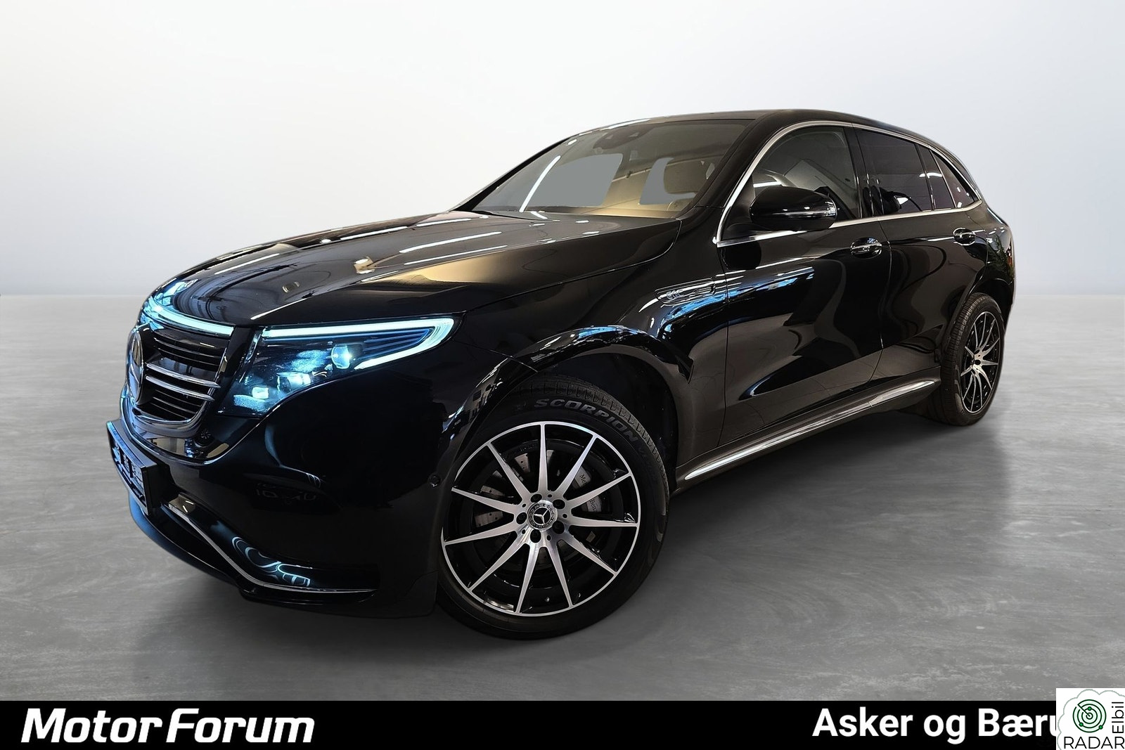 MERCEDES-BENZ EQC 400 4MATIC 4MATIC|2XAMG|BURMESTER|HUD|360KAM|ACC|EL-KROK|SOLTAK