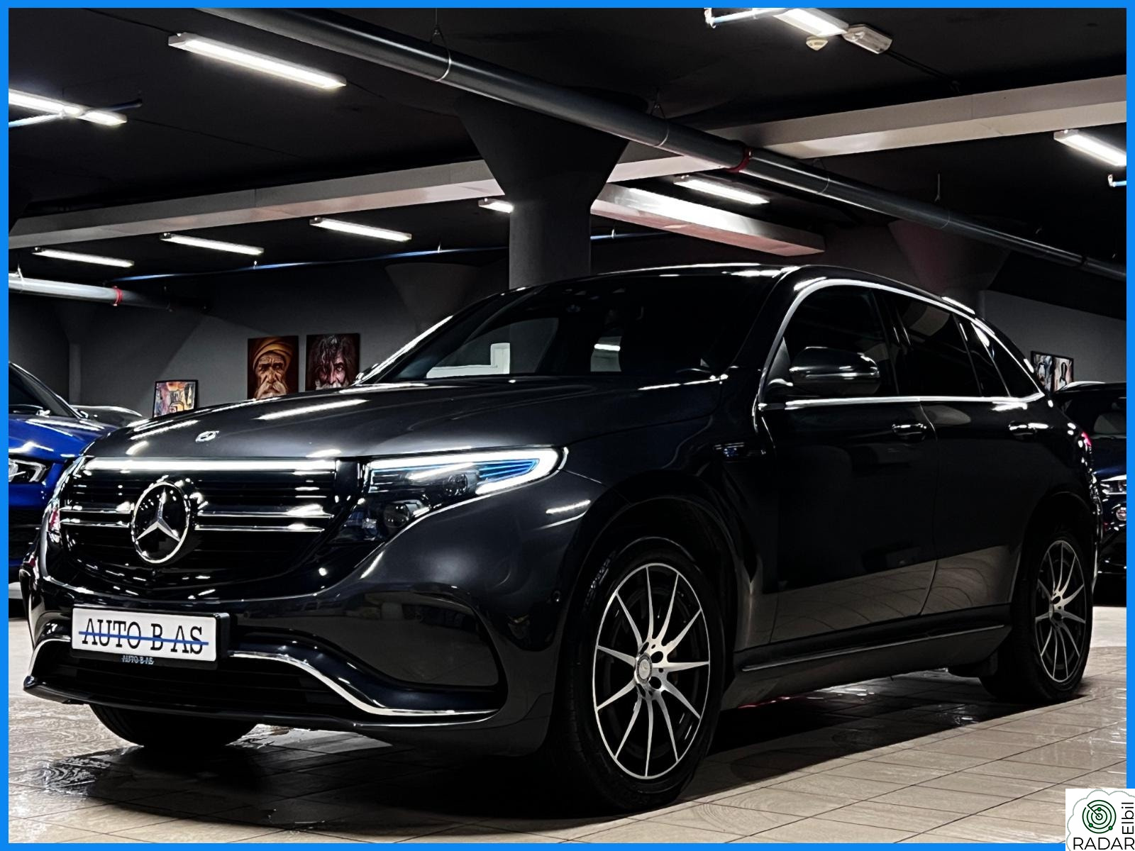 MERCEDES-BENZ EQC 400 4MATIC 4MATIC/2xAMG/H.feste/360Kam/Distronic/Ambient