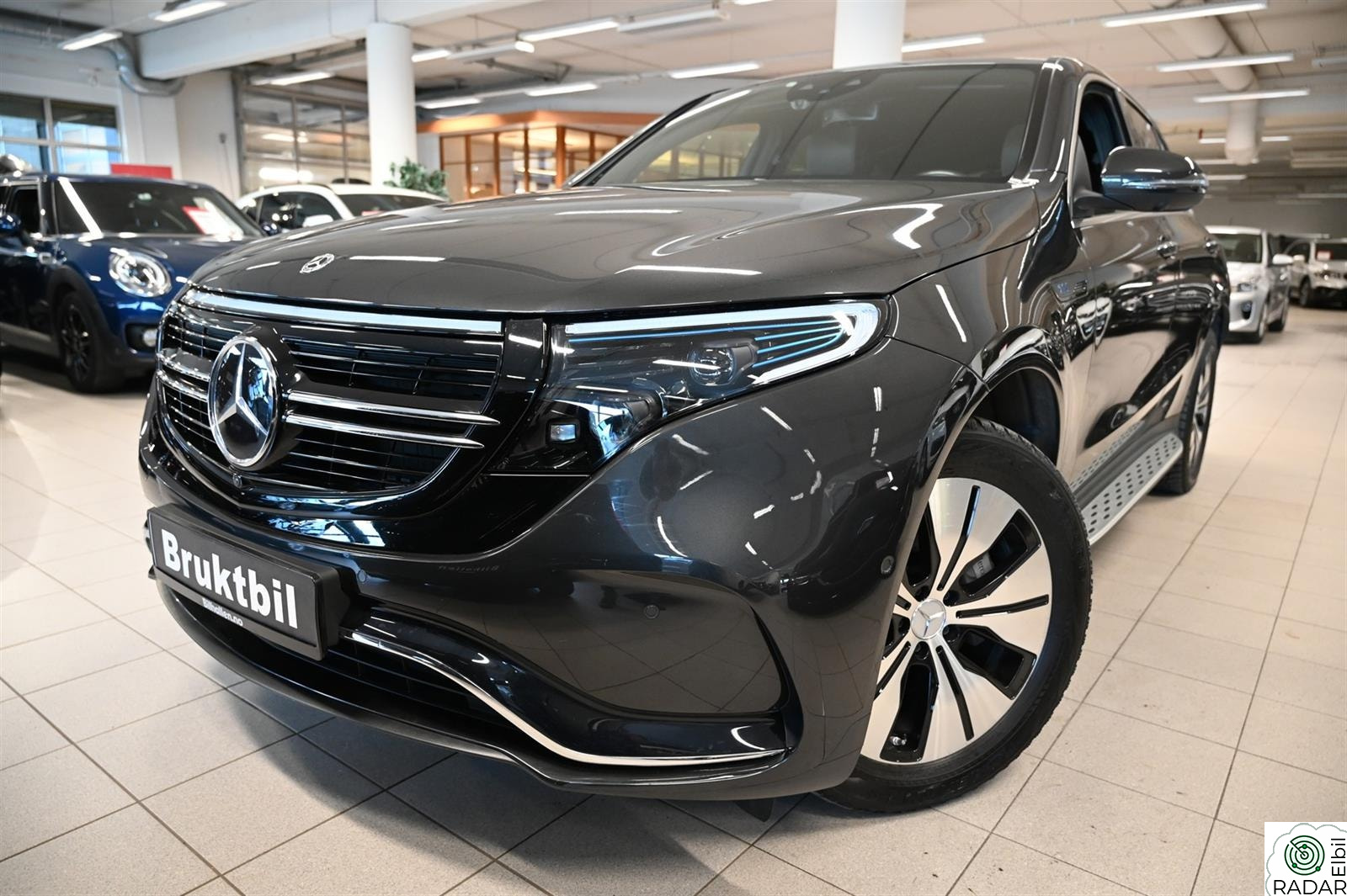 MERCEDES-BENZ EQC 400 4MATIC 400 4Matic AMG m/Burmeister/Head-Up/360/Krok++