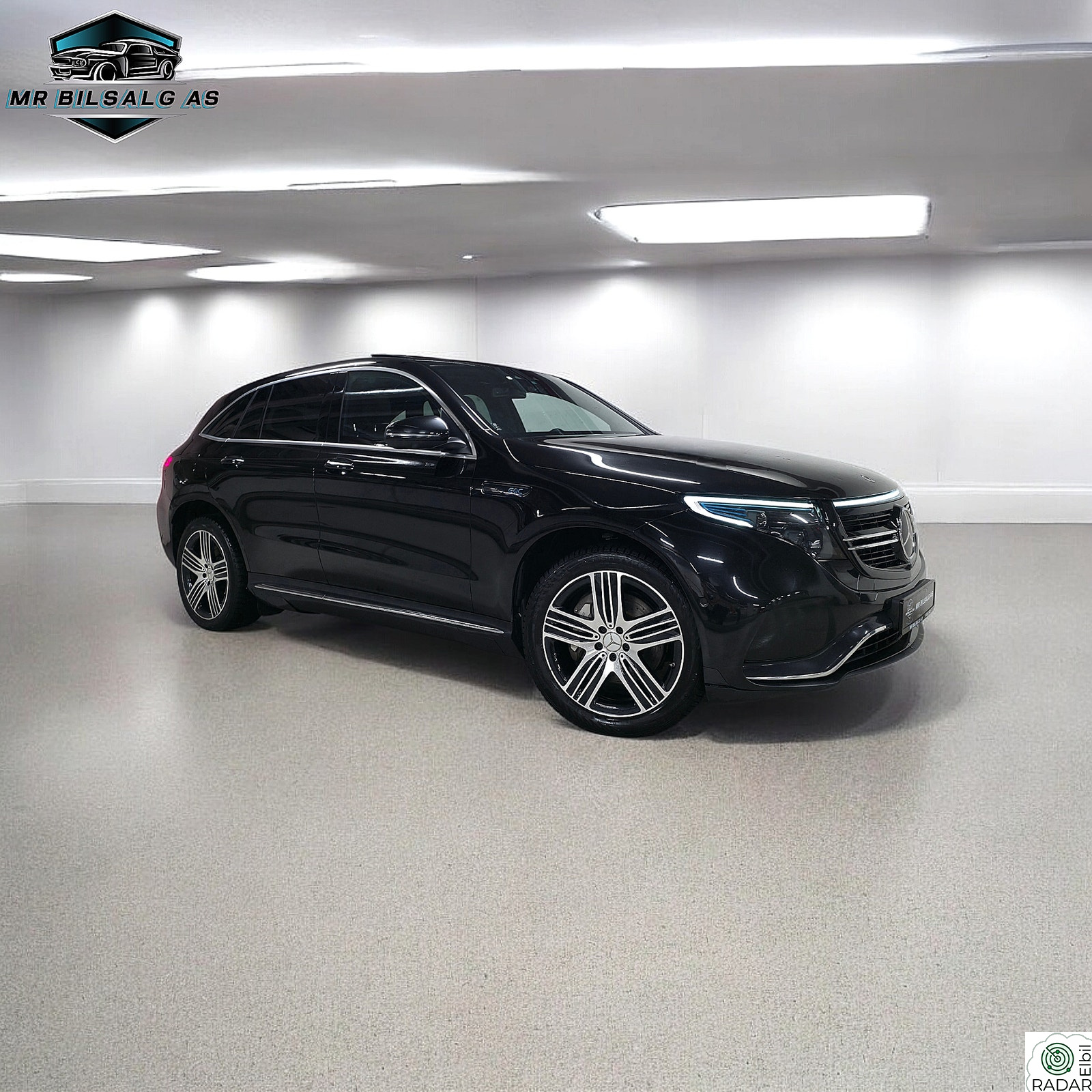 MERCEDES-BENZ EQC 400 4MATIC 400 4MATIC AMG / Soltak/Navi/ACC/HUD/R.Kam/H.Feste