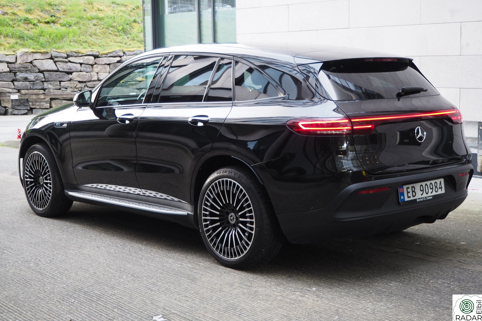 MERCEDES-BENZ EQC 400 4MATIC 400 4MATIC AMG Edition