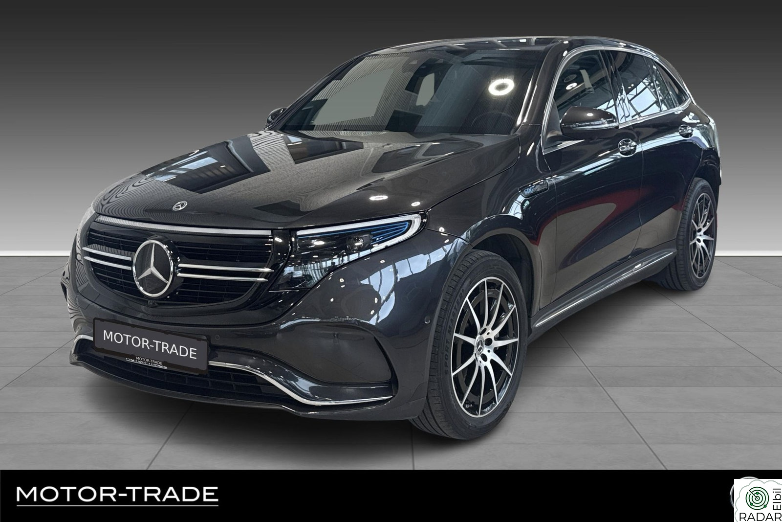 MERCEDES-BENZ EQC 400 4MATIC Krok | 360-kamera | Keyless | AMG
