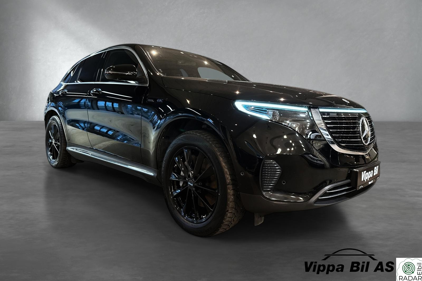 MERCEDES-BENZ EQC 400 4MATIC 400 4MATIC / AMG interiør / H.feste / Soltak / 360Kamer