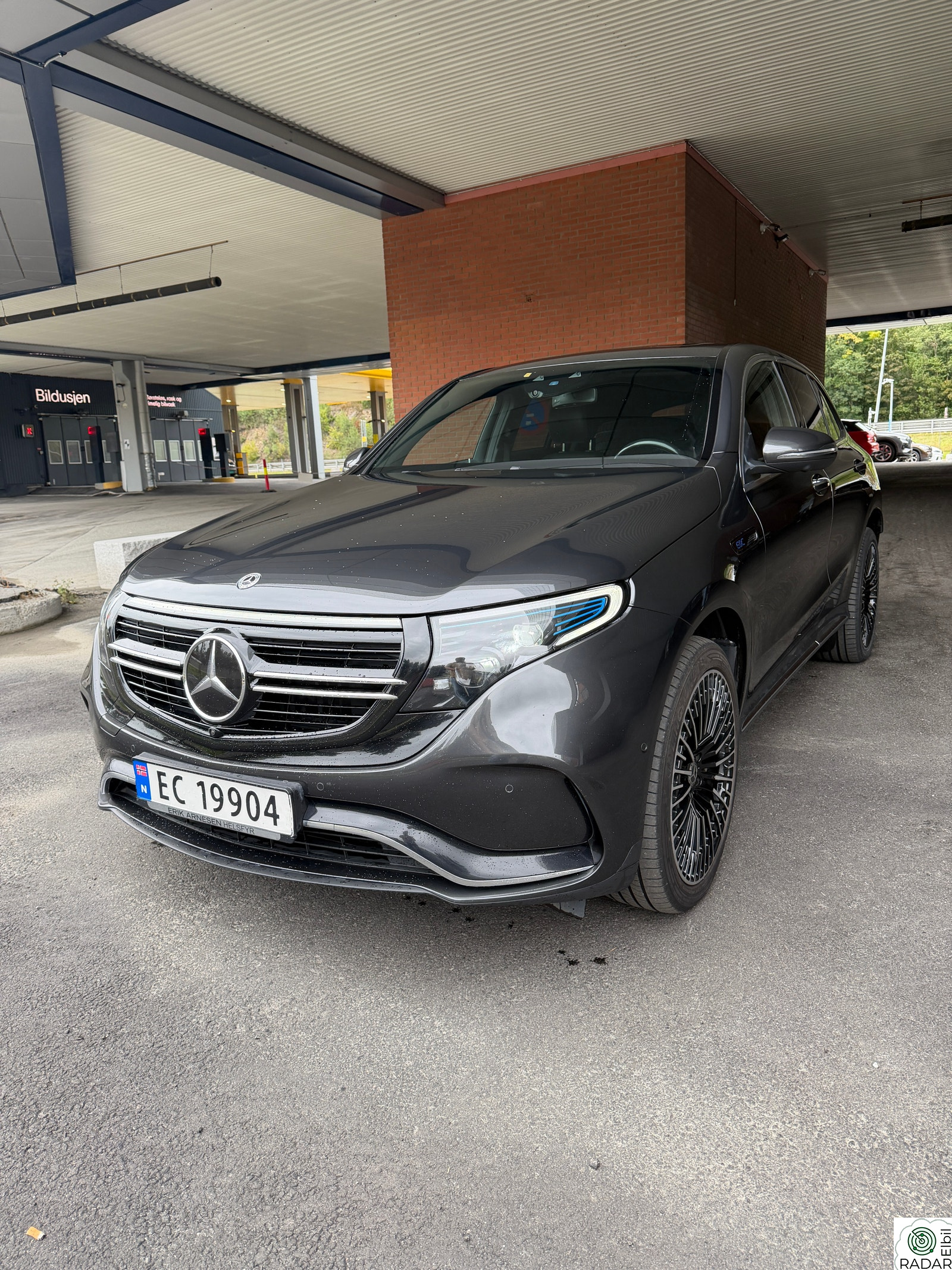 MERCEDES-BENZ EQC 400 4MATIC 400 4MATIC AMG Edition Head Up Soltak BURMESTER++