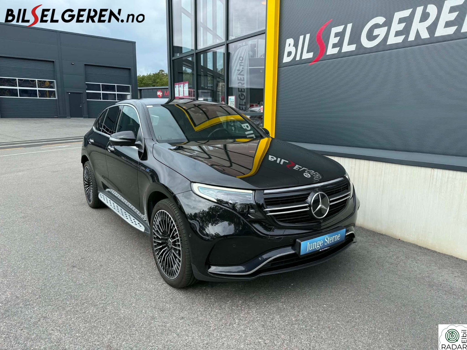 MERCEDES-BENZ EQC 400 4MATIC 400 4MATIC AMG Line | Apple Play | Navi | ACC | H.Feste