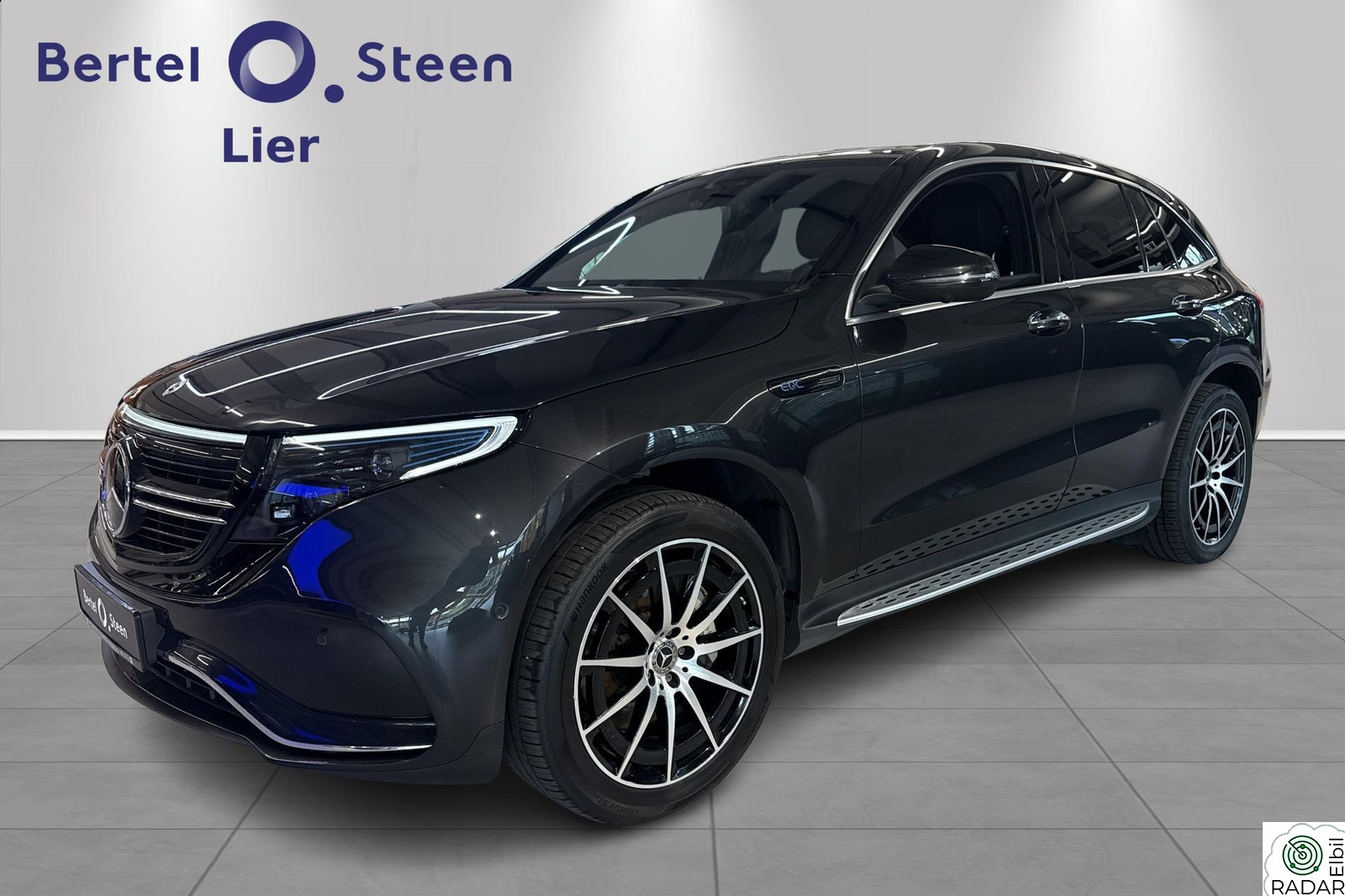MERCEDES-BENZ EQC 400 4MATIC AMG Line|HUD| Burmester|360° kamera|Soltak|4MATIC