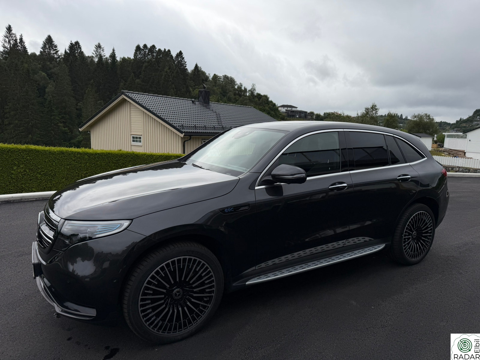 MERCEDES-BENZ EQC 400 4MATIC 400 4MATIC AMG Edition Premium II