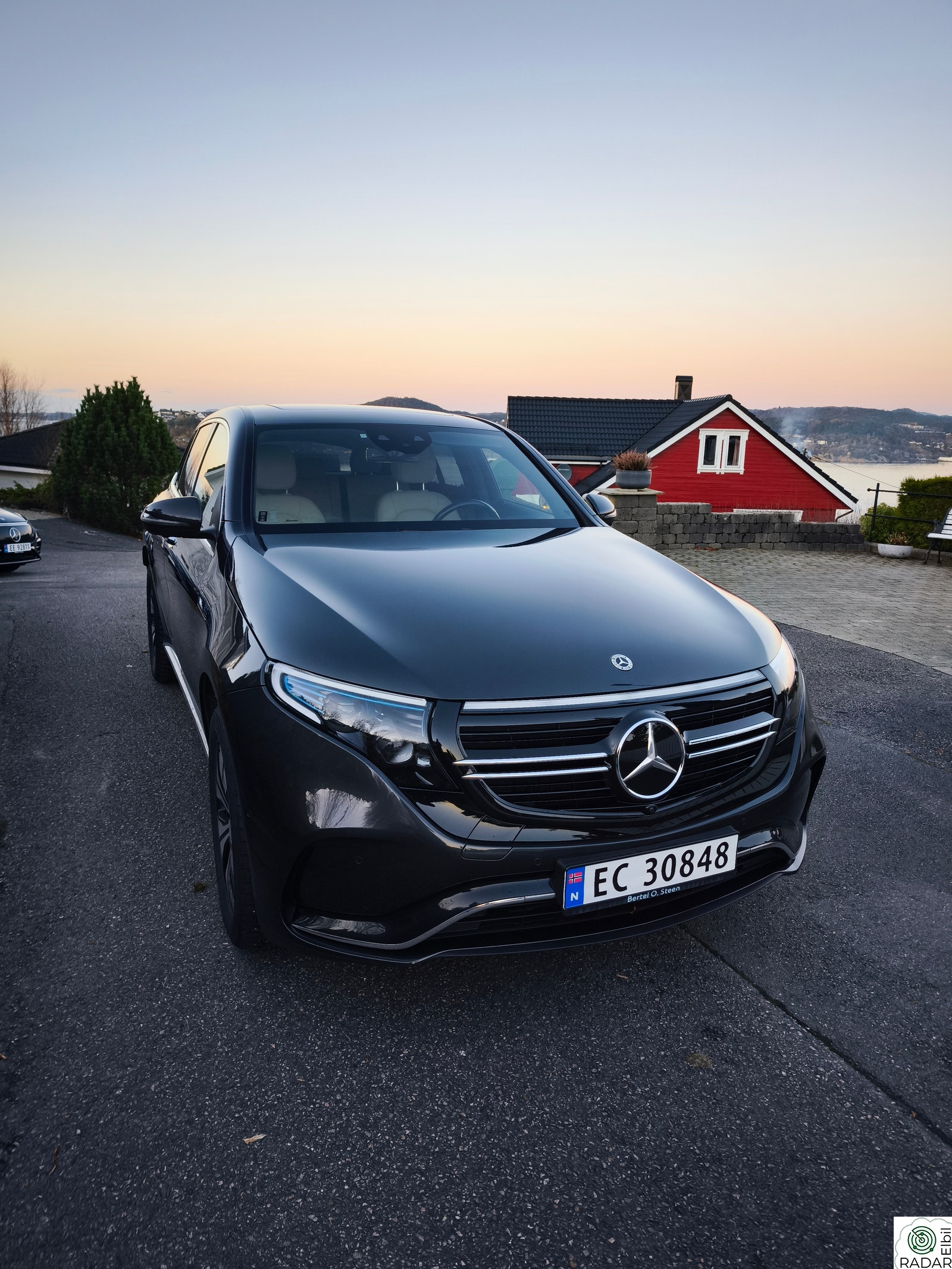 MERCEDES-BENZ EQC 400 4MATIC 400 4MATIC AMG Edition Premium I
