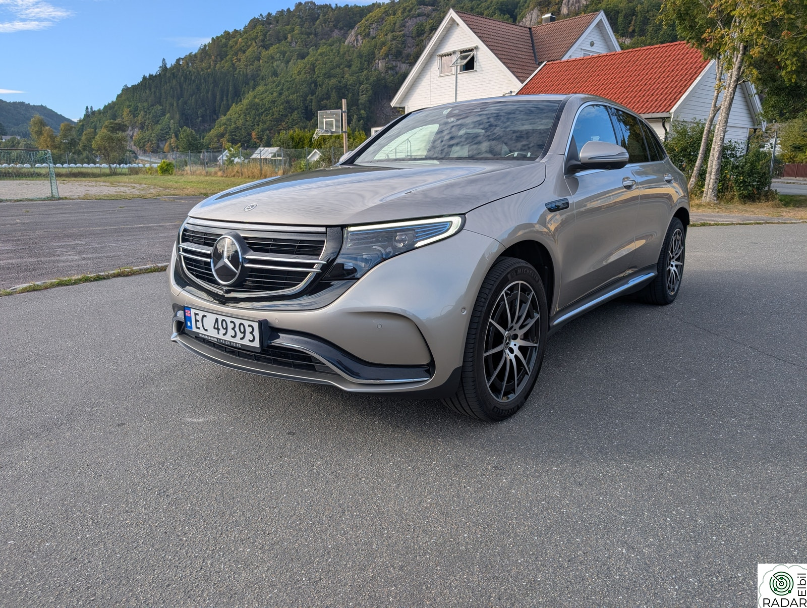 MERCEDES-BENZ EQC 400 4MATIC AMG Edition | FSH | 2x AMG | CARPLAY | ADV. DISTRONIC