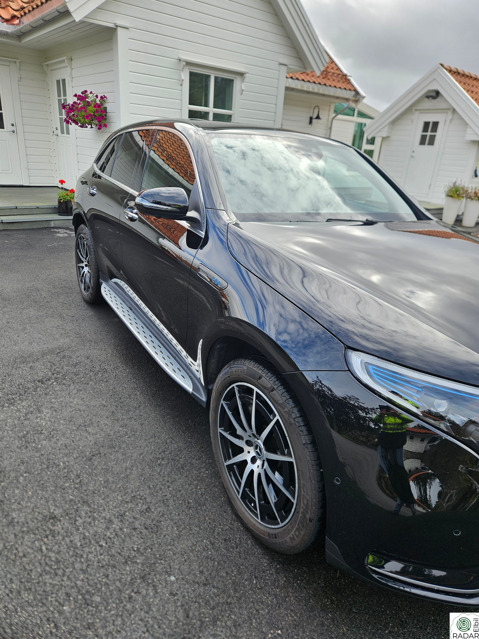 MERCEDES-BENZ EQC 400 4MATIC 400 4MATIC AMG Edition Premium plus