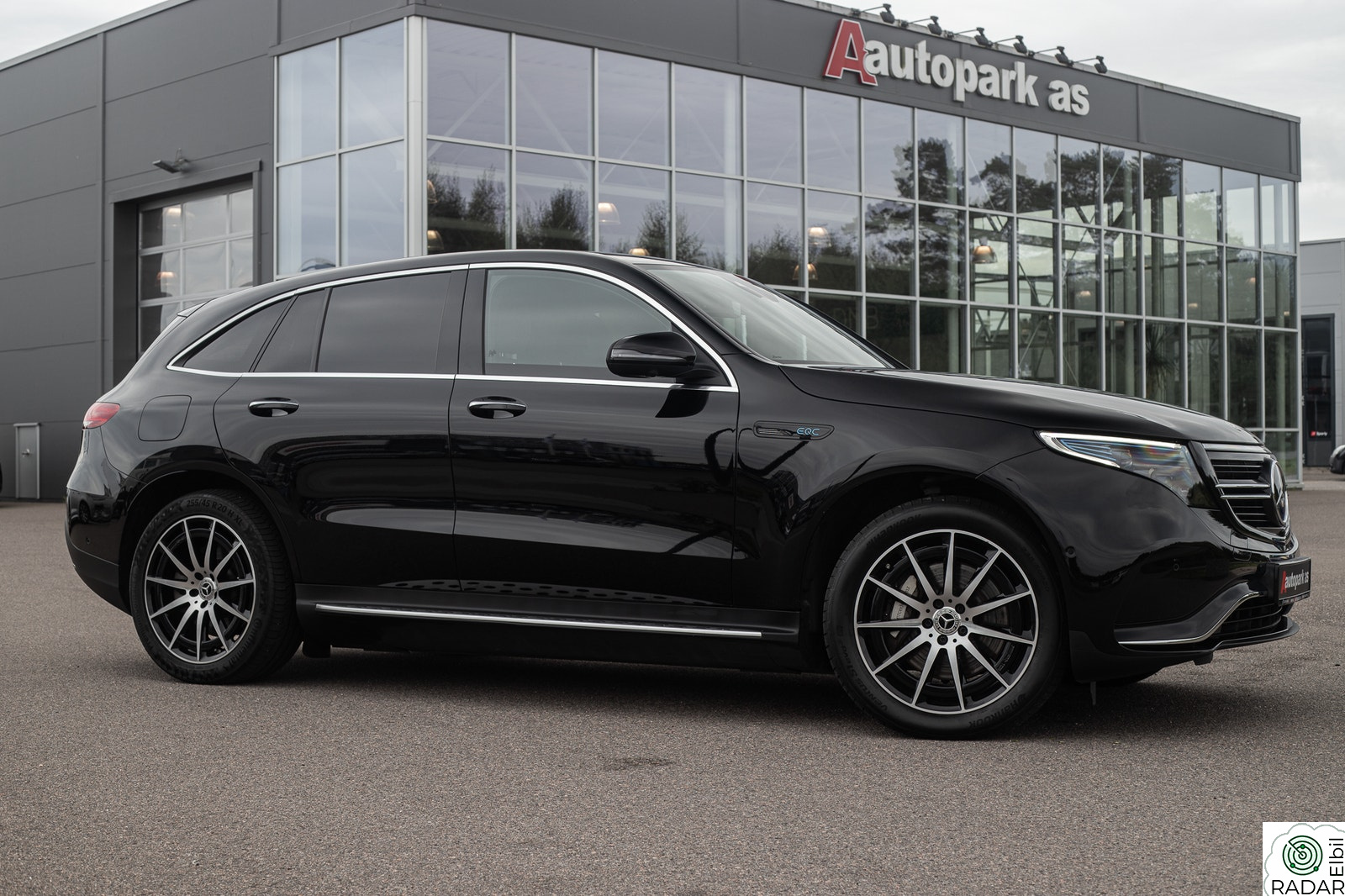MERCEDES-BENZ EQC 400 4MATIC 400 4MATIC/AMG/H.FESTE/360/P.VARME/EN-EIER/KEYLESS+