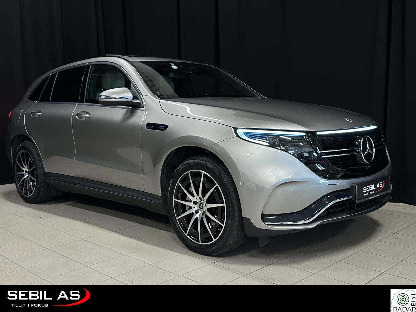 MERCEDES-BENZ EQC 400 4MATIC 4MATIC AMG 1EIER/SOLTAK/SKINN/360 KAMERA/ACC/NAVI/KROK