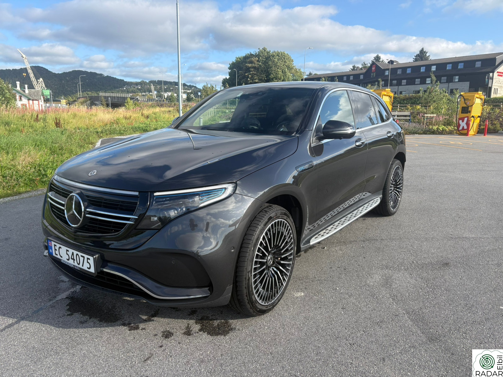 MERCEDES-BENZ EQC 400 4MATIC 400 4MATIC AMG Edition Premium II