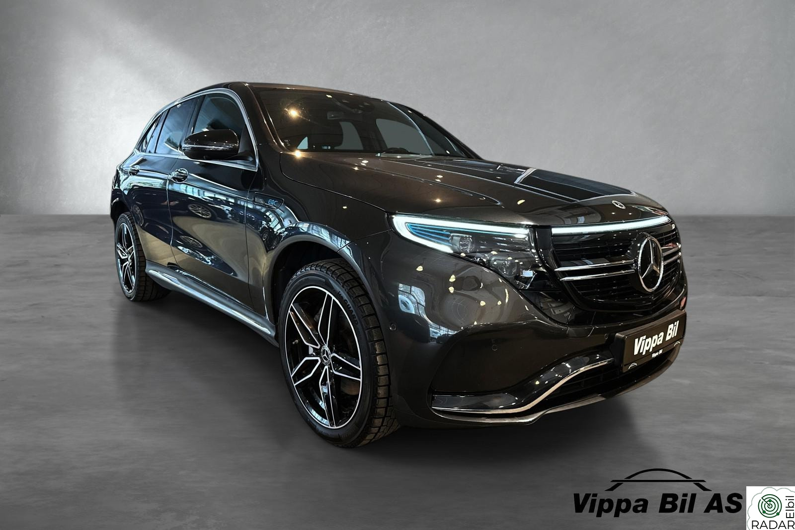 MERCEDES-BENZ EQC 400 4MATIC 400 4MATIC AMGx2 / Adaptvi cruise / H.feste +++