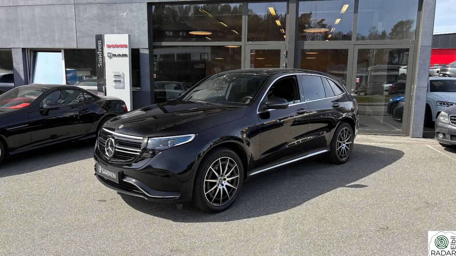MERCEDES-BENZ EQC 400 4MATIC 400 4MATIC Luftfjæring/Hengerfeste/360/Isofix/DAB+/Nav