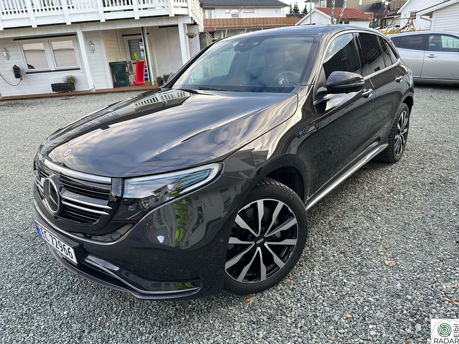 MERCEDES-BENZ EQC 400 4MATIC 400 EQC AMG Premium.  Advanced pakke. PYH utstyrspakke