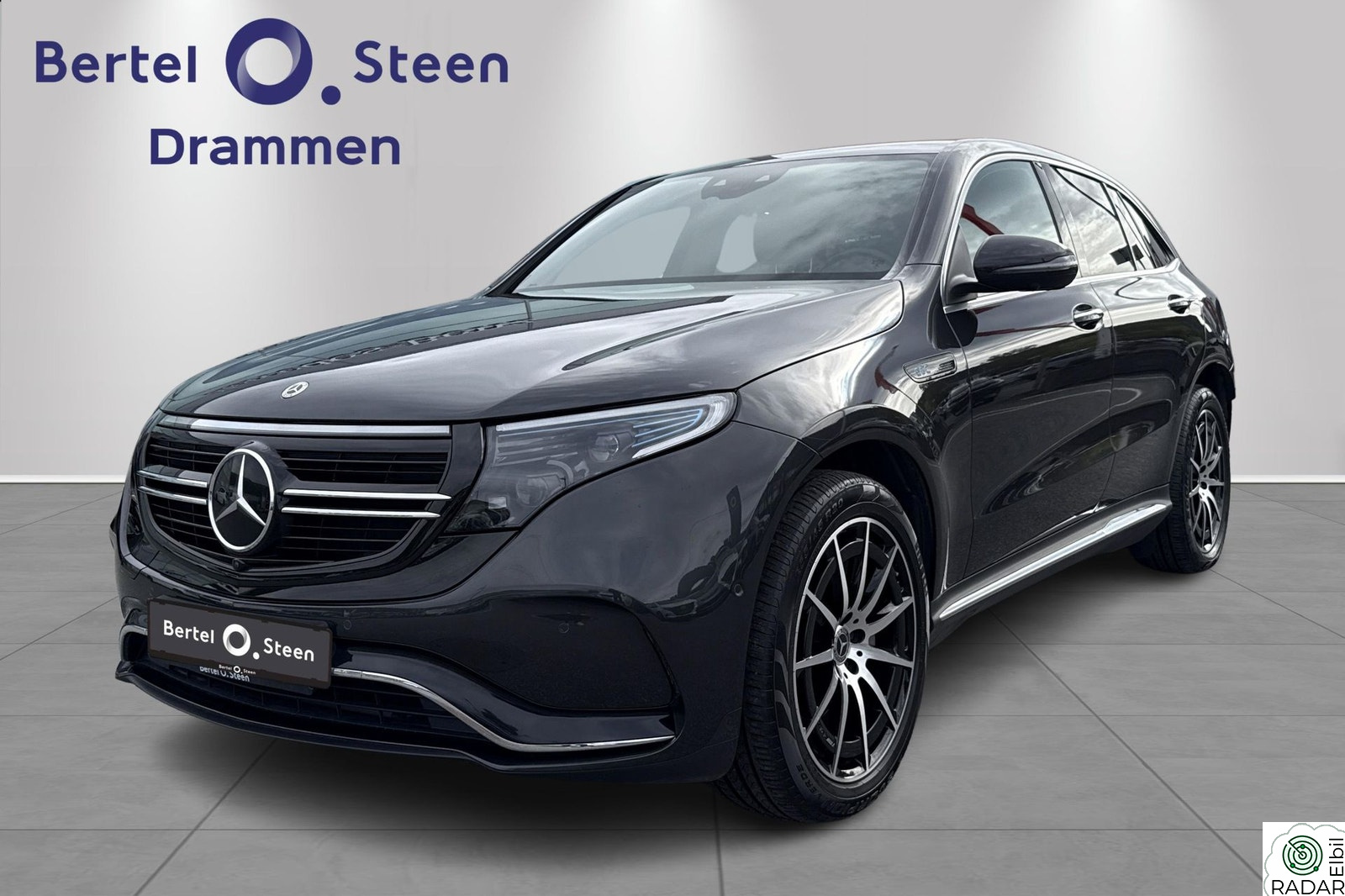 MERCEDES-BENZ EQC 400 4MATIC AMG | Distronic | Krok | 20" AMG