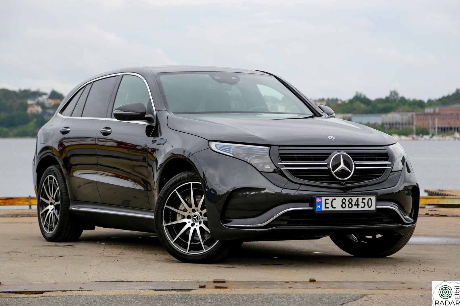 MERCEDES-BENZ EQC 400 4MATIC AMG Premium II, EU-godkjent