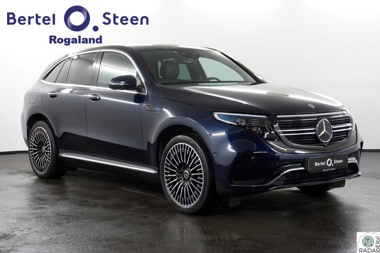 MERCEDES-BENZ EQC 400 4MATIC 400 4MATIC AMG, Premium plus, Soltak, Burmester ++