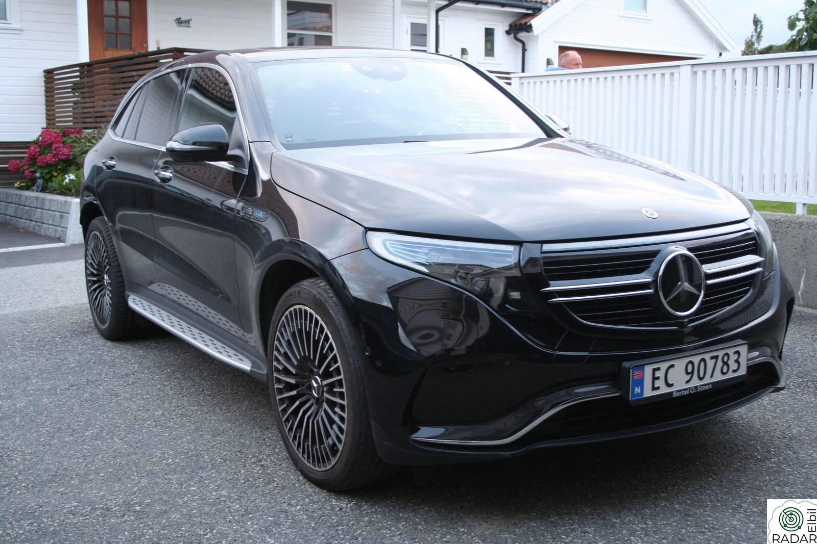 MERCEDES-BENZ EQC 400 4MATIC 400 4MATIC AMG Edition Premium II