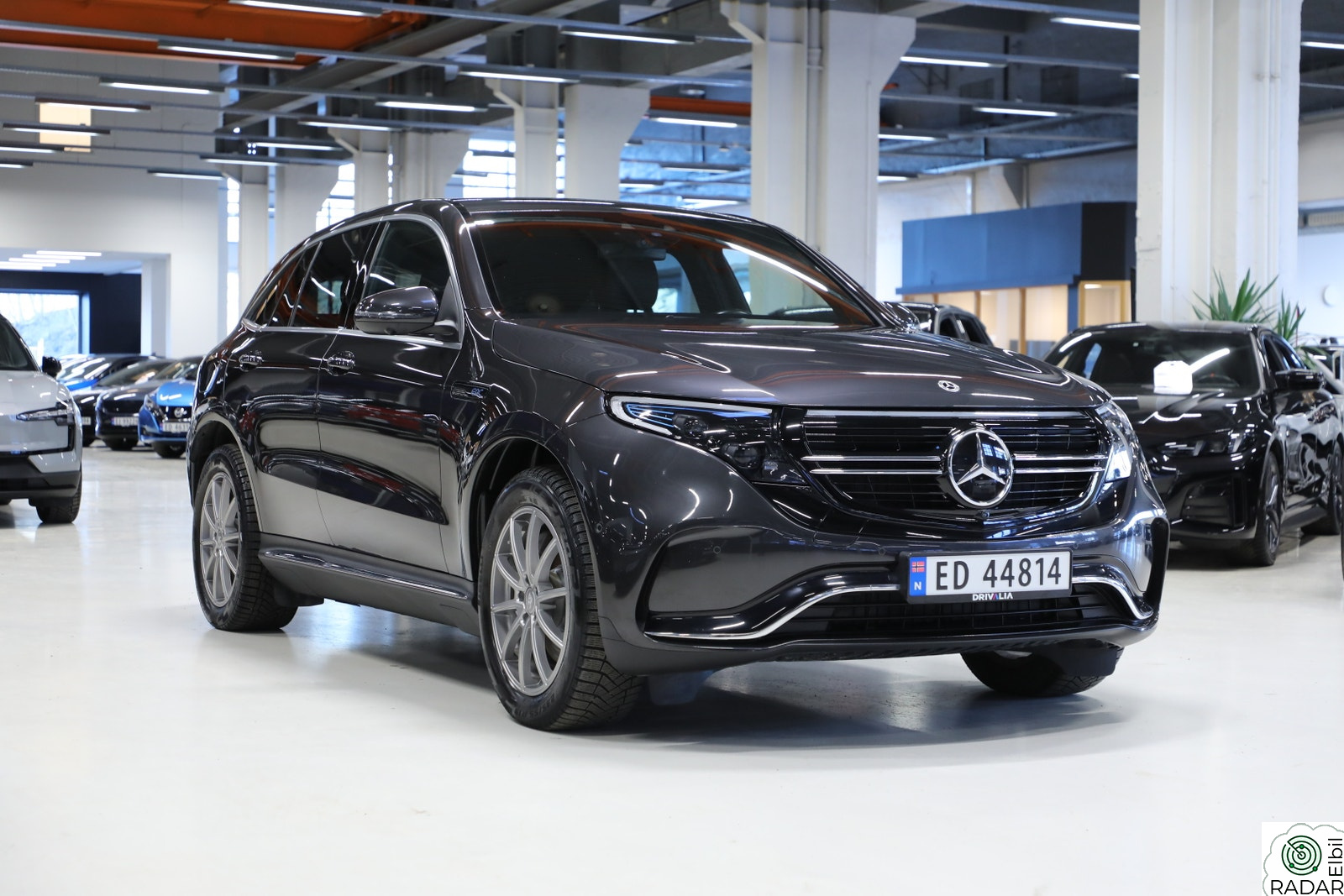 MERCEDES-BENZ EQC 400 4MATIC 400 4MATIC AMG Edition/Soltak/360`Kamera/Krok/Acc