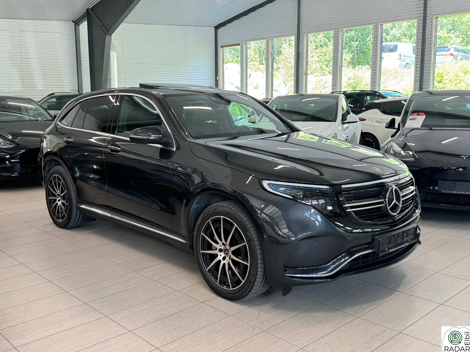 MERCEDES-BENZ EQC 400 4MATIC 400 4MATIC AMG Edition,PREMIUM,SOLTAK,KROK,20"+++