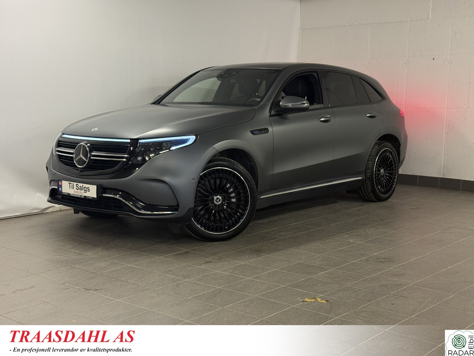 MERCEDES-BENZ EQC 400 4MATIC AMG PREMIUM PLUS  LAV KM/DESIGNO/AMG/ACC/KROK/DYNAM