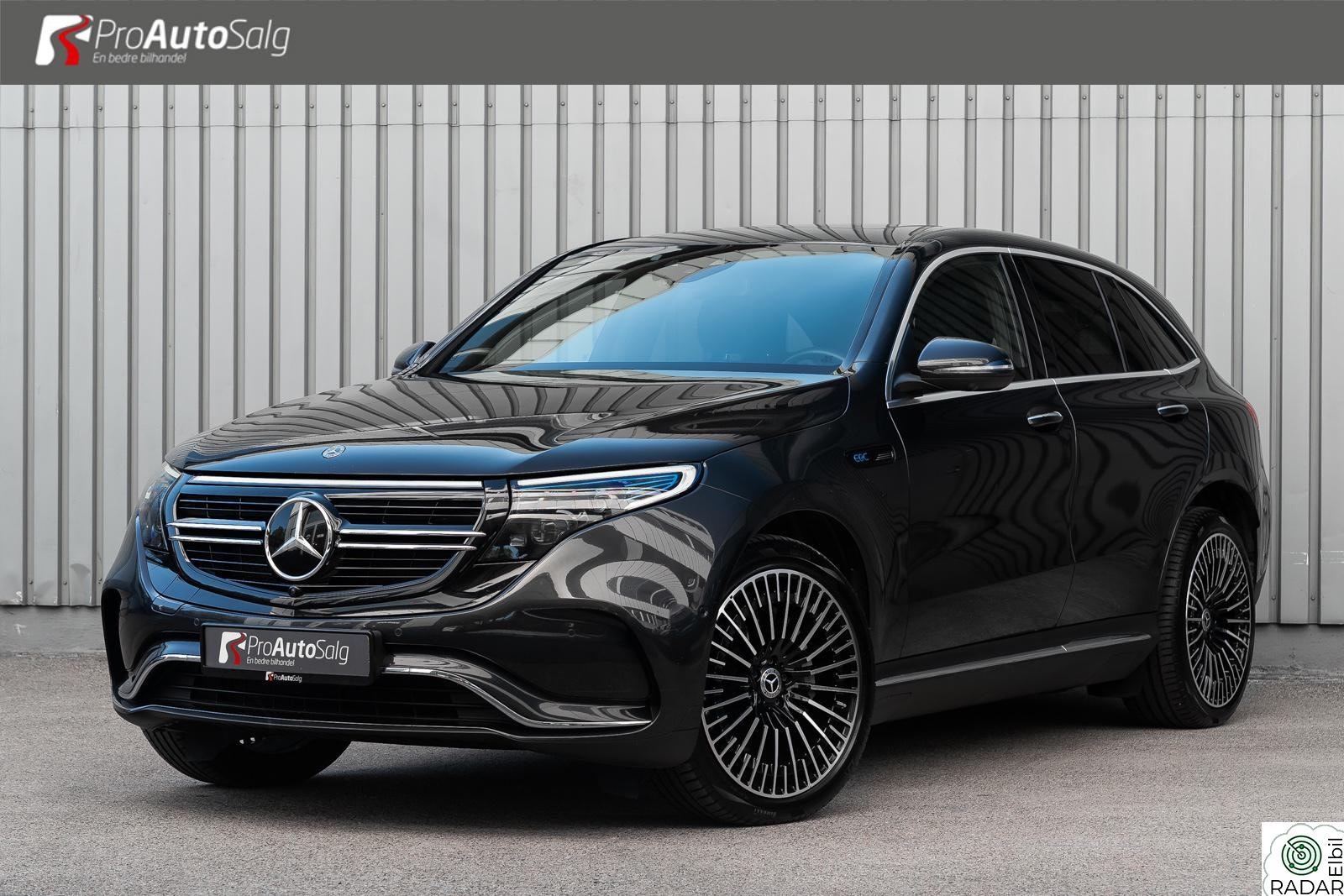 MERCEDES-BENZ EQC 400 4MATIC 4 MATIC AMG Distronic Pluss Hengerfeste Keyless mm