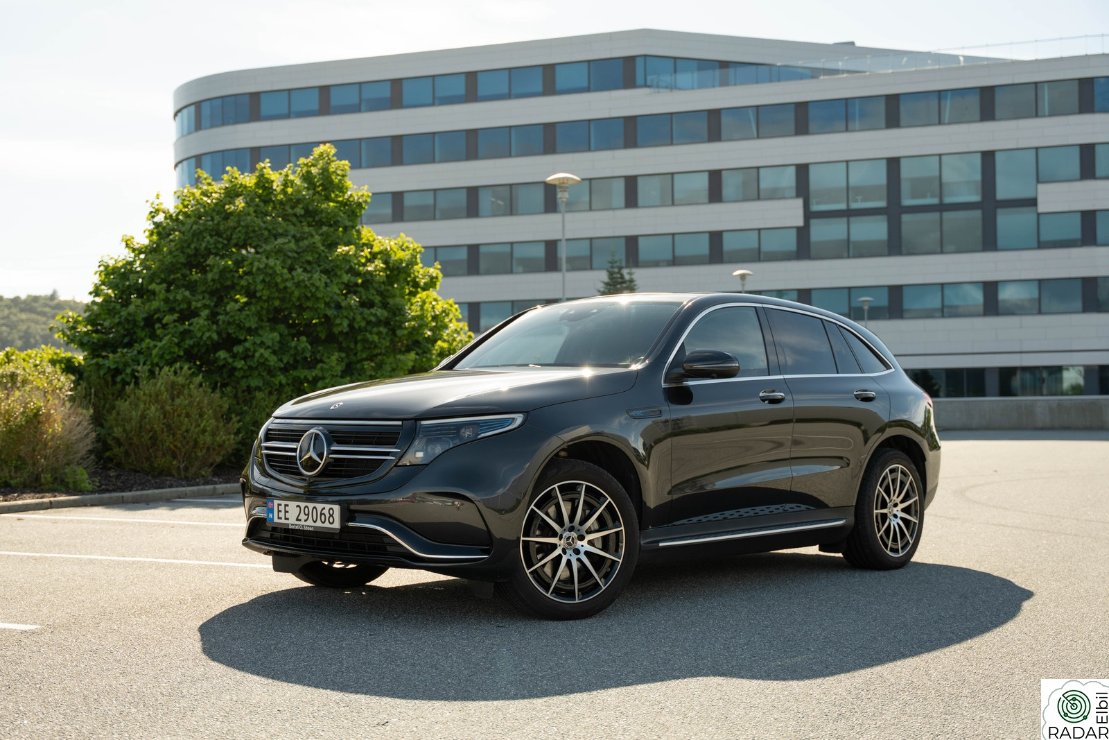 MERCEDES-BENZ EQC 400 4MATIC 400 4MATIC AMG Edition Premium Plus