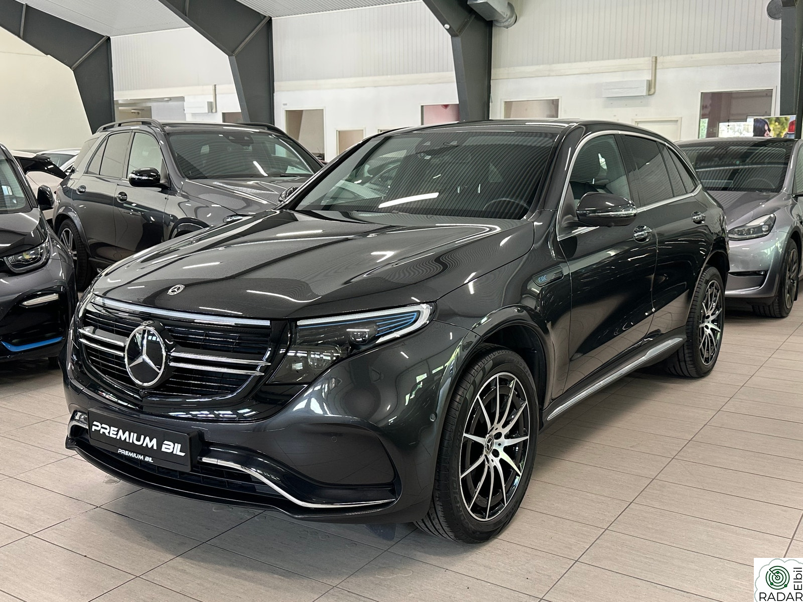MERCEDES-BENZ EQC 400 4MATIC 400 4MATIC, 2XAMG,PREMIUM +,SOLTAK,HUD,ACC,KROK, NORSK