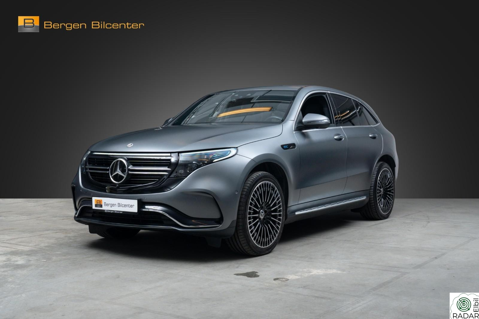 MERCEDES-BENZ EQC 400 4MATIC 4MATIC AMG 360-kam HeadUp Soltak H-Feste