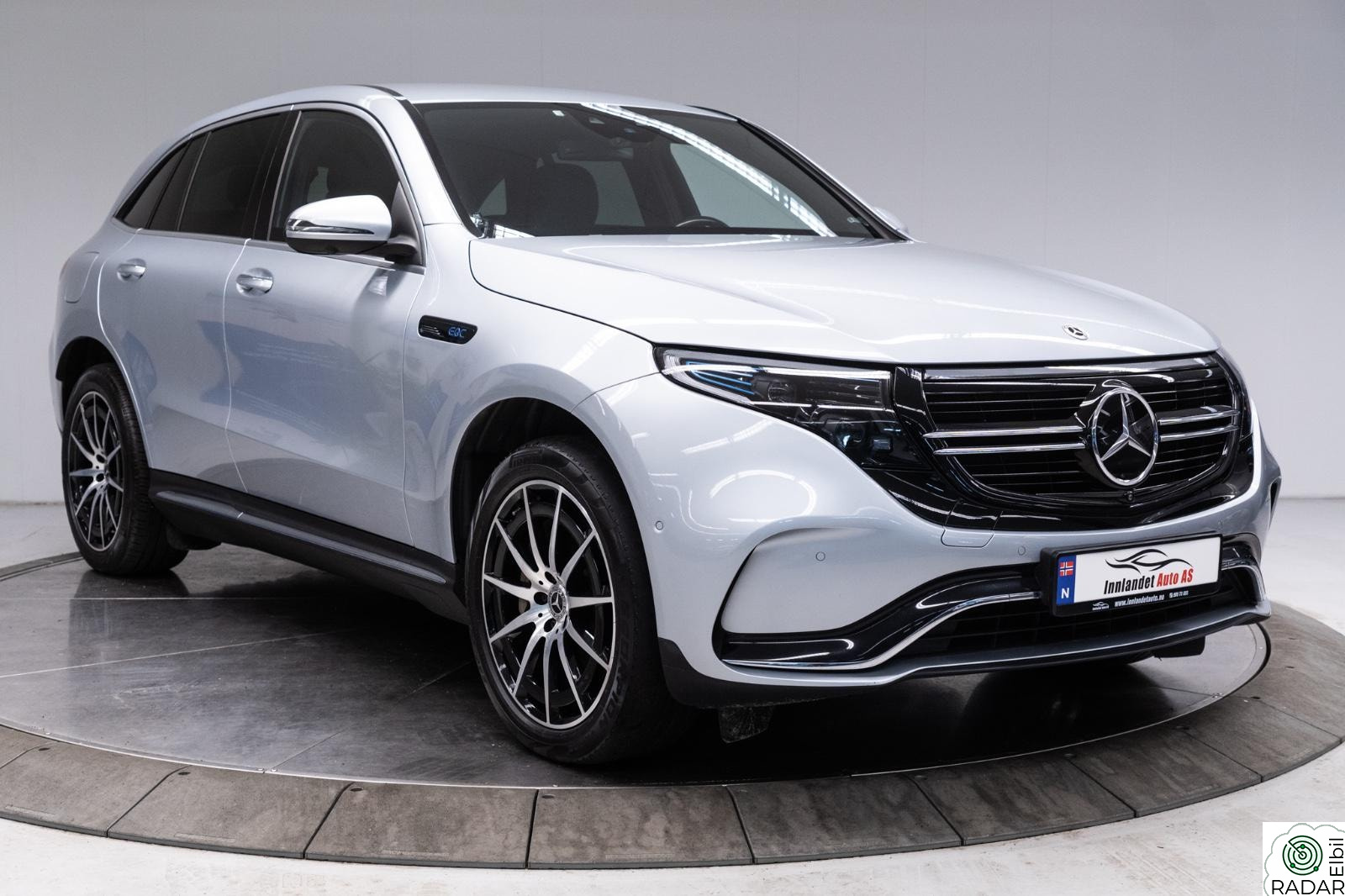 MERCEDES-BENZ EQC 400 4MATIC 4MATIC AMG H.FESTE+360KAMERA+ACC+EN EIER