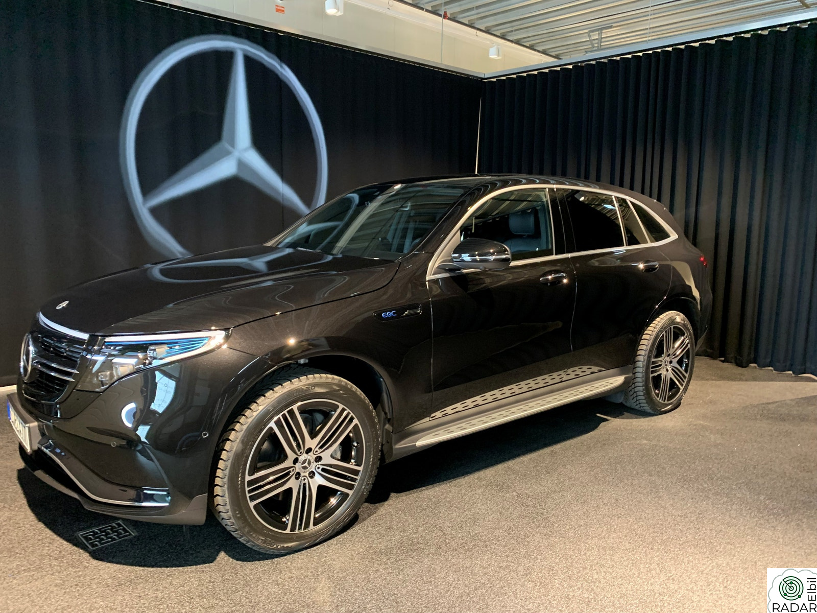 MERCEDES-BENZ EQC 400 4MATIC 400 4MATIC AMG Edition Premium Plus